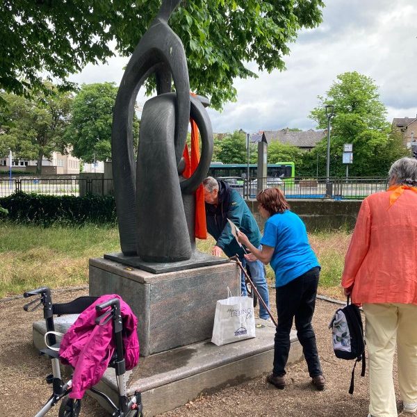 Denkmal an MS
